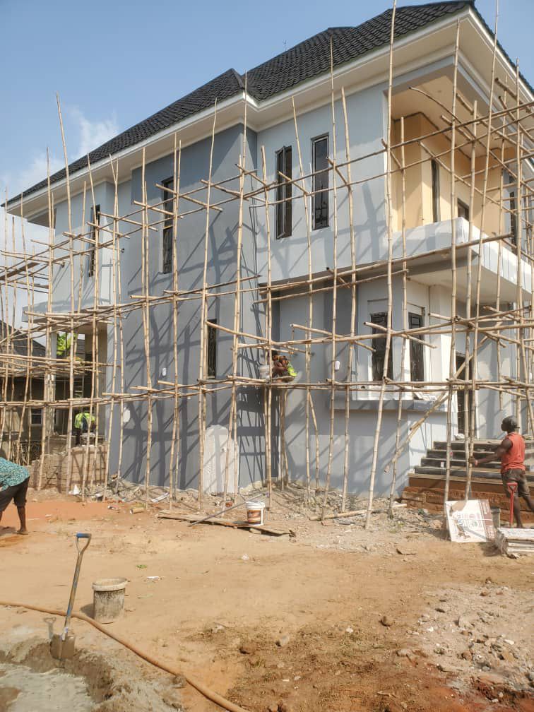 LUXURY 5 BEDROOM DUPLEX